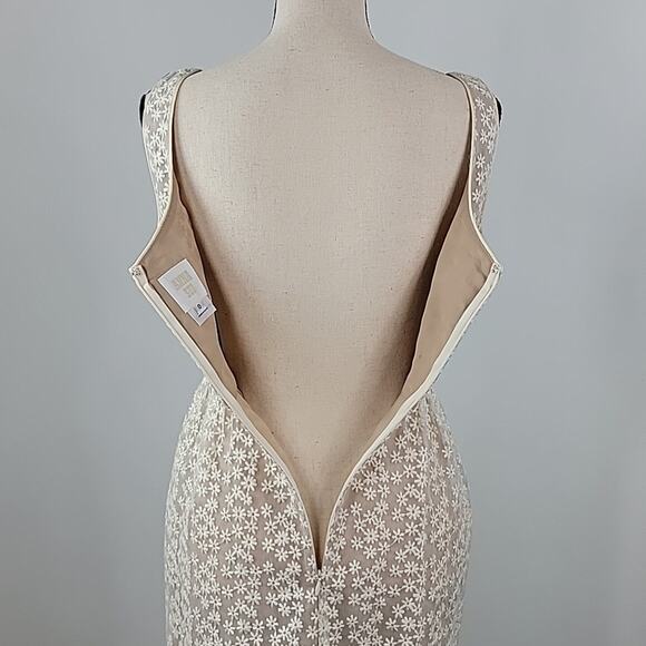 Anna Sui Floral Embroidered Sleeveless Ivory Sheath Dress 0 MINOR FLAWS - Picture 8 of 15